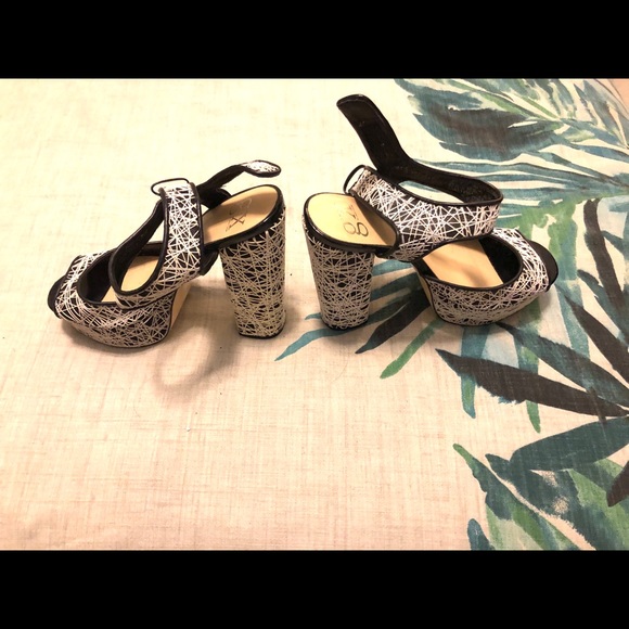 GX Gwen Stefani black and white platform sandals - Picture 3 of 4